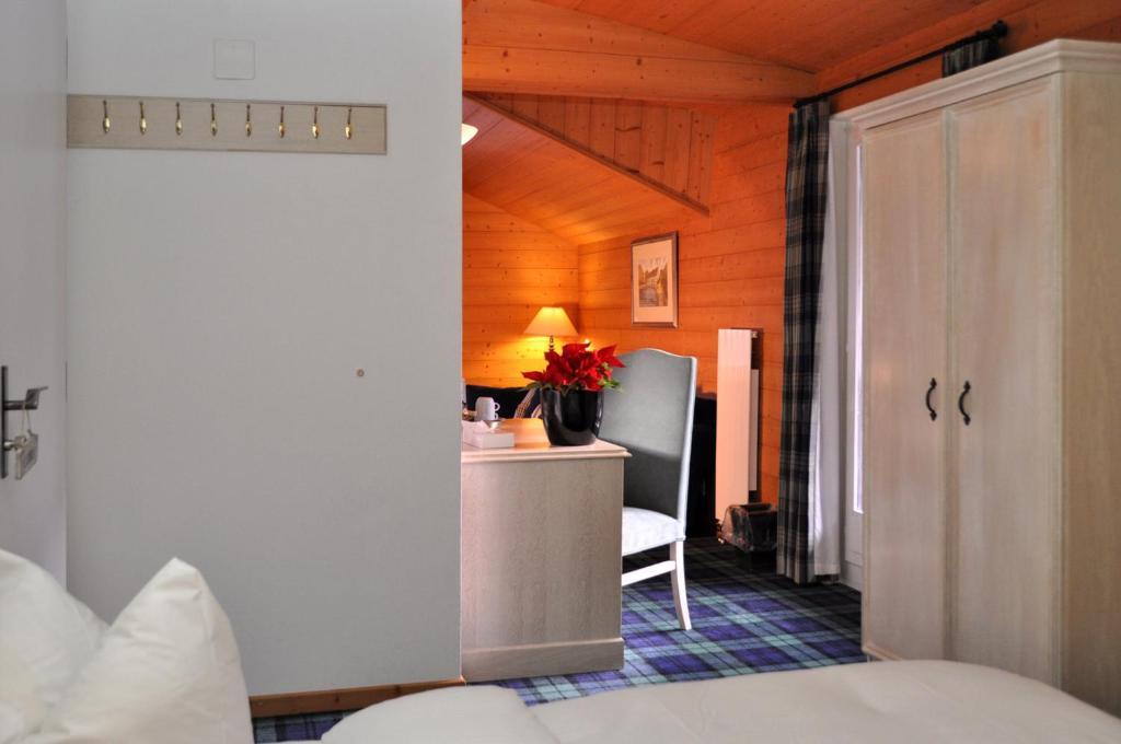 Hotel De La Paix Champery Ruang foto