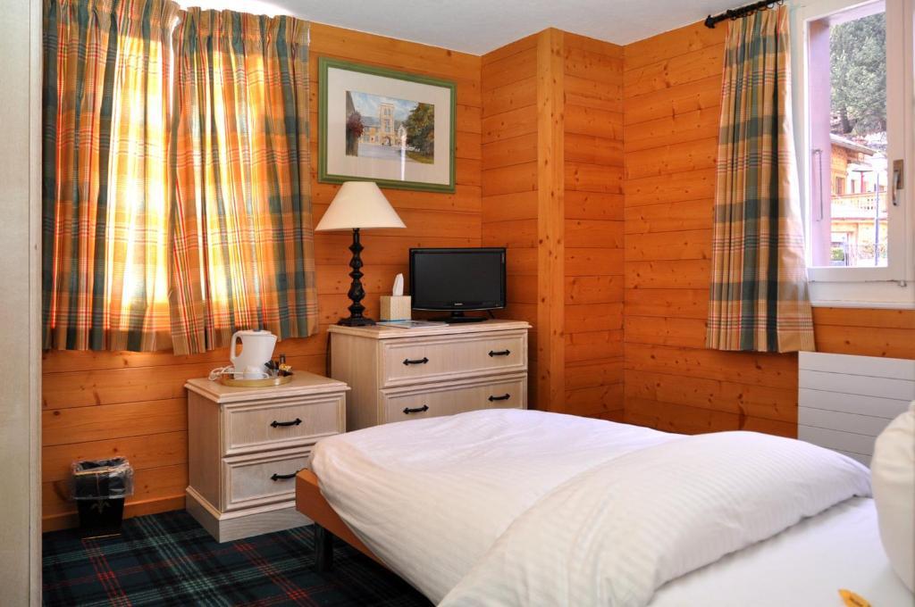 Hotel De La Paix Champery Ruang foto