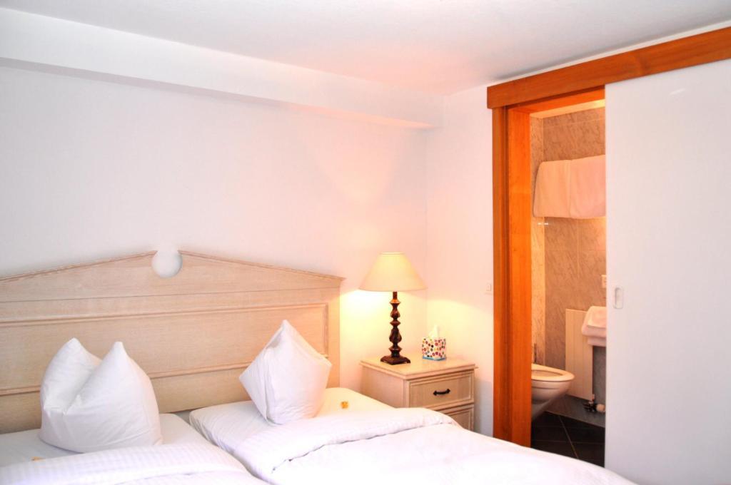 Hotel De La Paix Champery Ruang foto