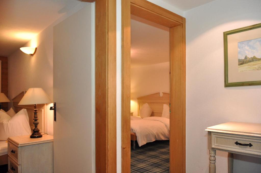 Hotel De La Paix Champery Ruang foto