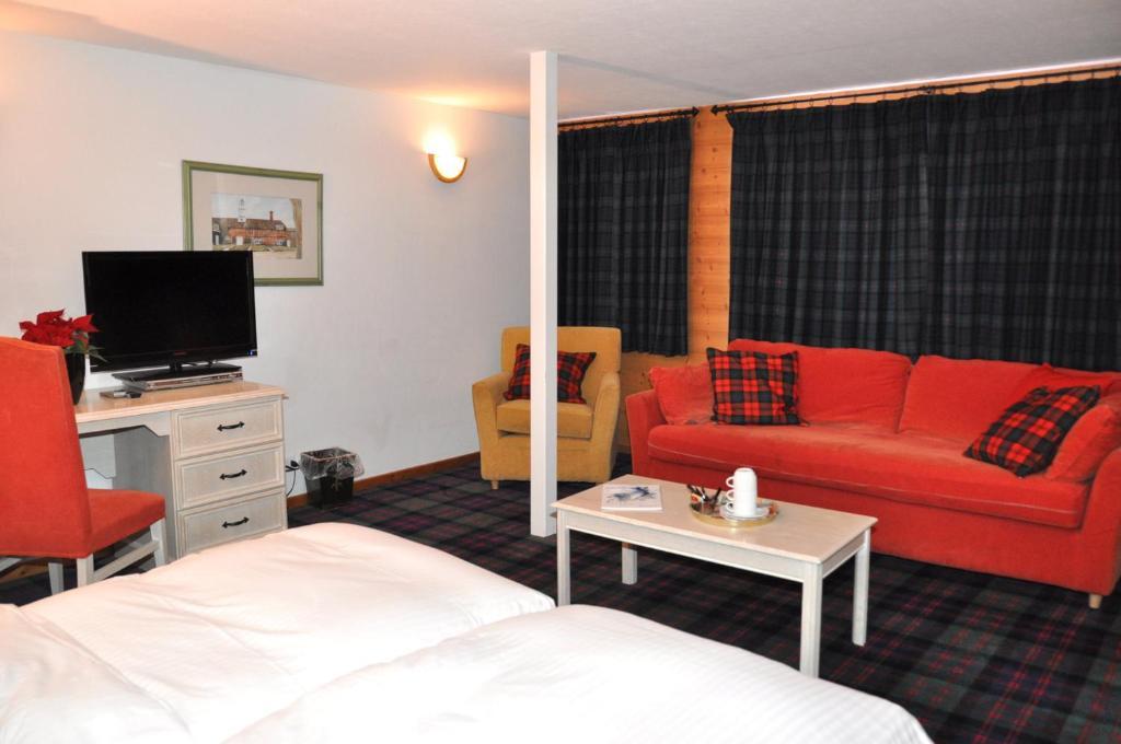 Hotel De La Paix Champery Ruang foto
