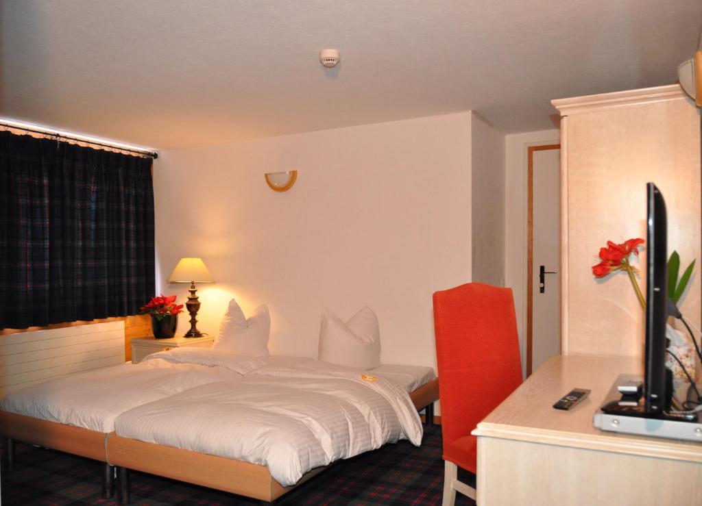 Hotel De La Paix Champery Ruang foto