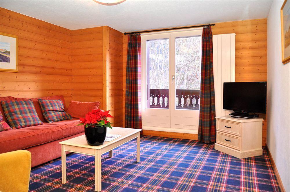 Hotel De La Paix Champery Bagian luar foto