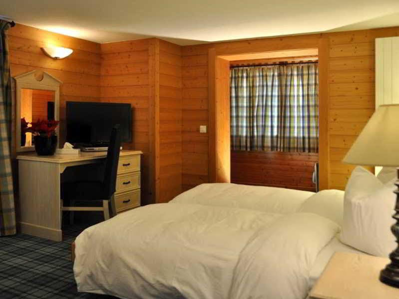 Hotel De La Paix Champery Bagian luar foto